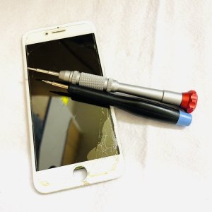iPhone8 液晶交換