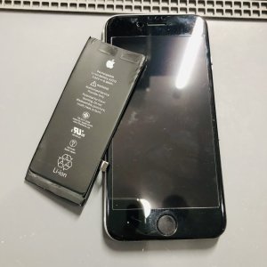 iPhone8　バッテリー交換