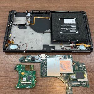 Nintendo Switch 水没修理｜練馬区高松