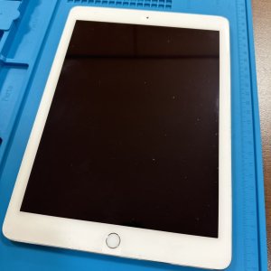 iPad Air2  液晶交換