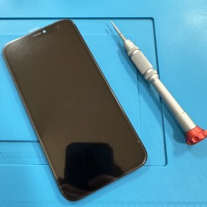 iPhone11 液晶交換