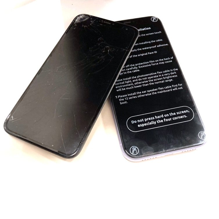 iPhone11 液晶交換