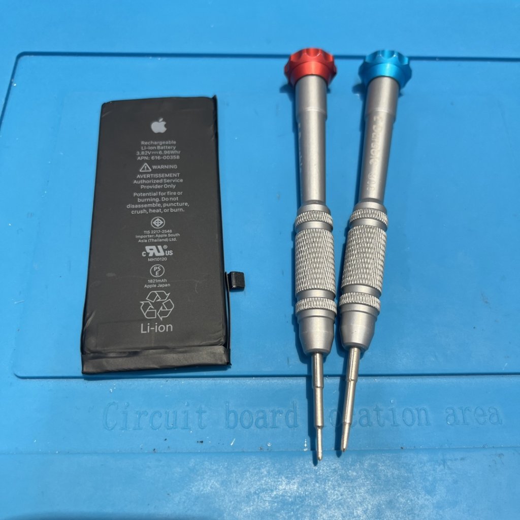 iPhone8 バッテリー交換