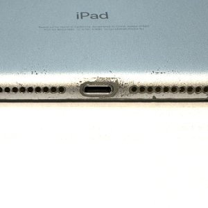 iPad 第6世代　ライトニング修理