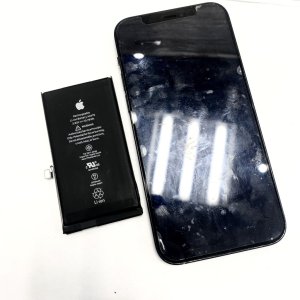 iPhone 12 バッテリー交換