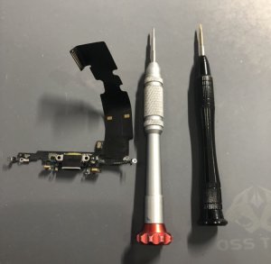 iPhone8plus ライトニング交換