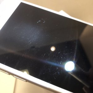 iPhone8 フロントパネル交換