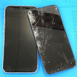 iPhone11 液晶交換