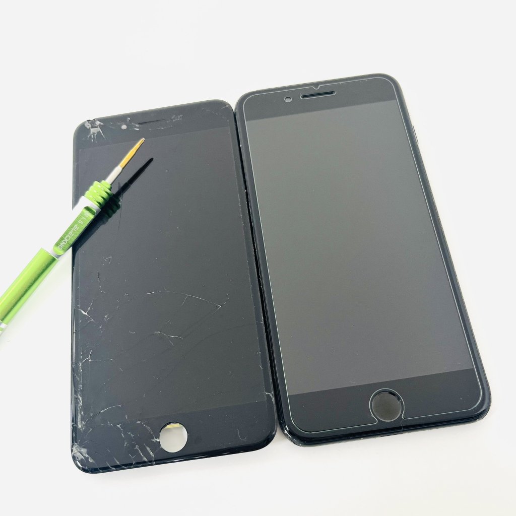 iPhone8 フロントパネル交換修理
