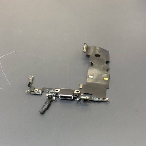 iPhone8 ライトニング交換