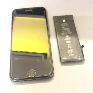iPhone8 バッテリー交換