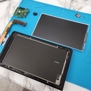 【Nintendo Switch 液晶交換】通常1週間いただいてる修理が今回は翌日に修理完了!予定より早くお渡しさせて頂きました!!