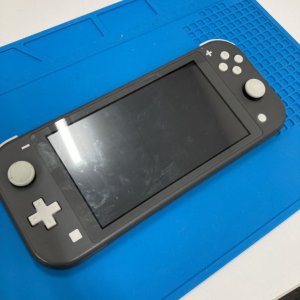 ニンテンドースイッチライト　左アナログスティック修理