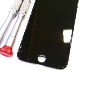 iPhoneSE3 フロントパネル交換