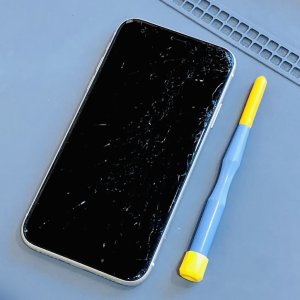 iPhone11 液晶交換