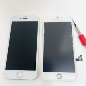 iPhone8 フロントパネル交換修理