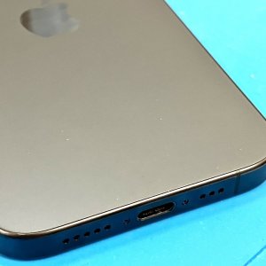 iPhone13　ドッグコネクタ修理