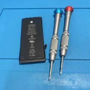 iPhone8  バッテリー交換