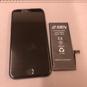 iPhone8 バッテリー交換