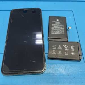 iPhoneXSMax バッテリー交換
