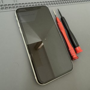 iPhone11 パネル交換
