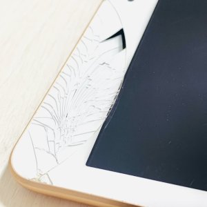 iPad8 フロントパネル交換