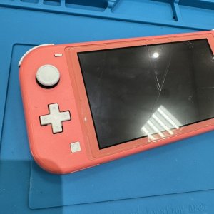任天堂スイッチライト Nintendo Switch Lite スティック修理