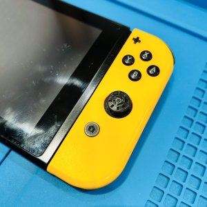 任天堂Switch スティック修理