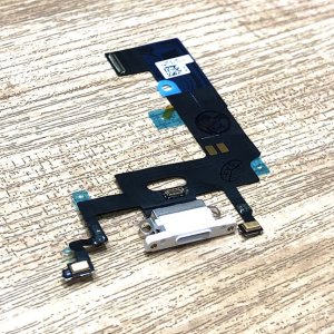 iPhoneXR ライトニング交換