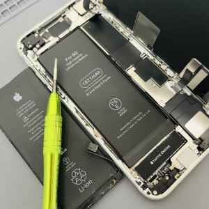 iPhone8 バッテリー交換修理