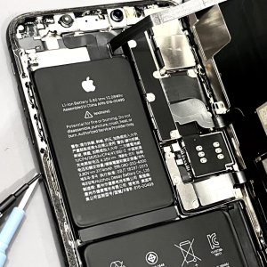 iPhoneXSmax バッテリー交換