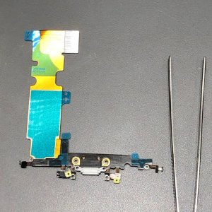 iPhone8Plus ライトニング交換