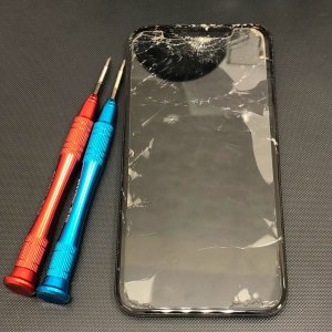 iPhone11 液晶交換