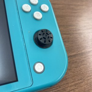ニンテンドースイッチライト アナログスティック交換