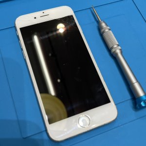 iPhone6S 液晶交換