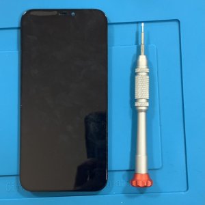 iPhone12 液晶交換