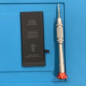 iPhone8 バッテリー交換