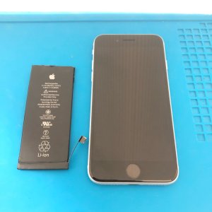 iPhoneSE2　バッテリー交換