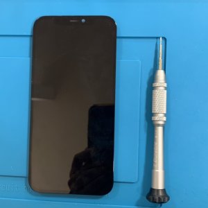 iPhone12 液晶交換