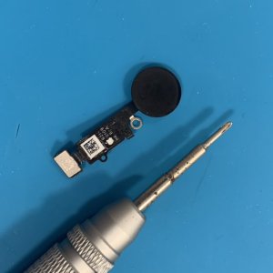 iPhone7 ホームボタン修理