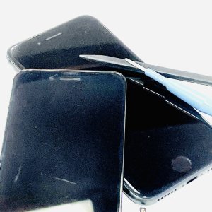 iPhoneSE2　液晶パネル交換修理