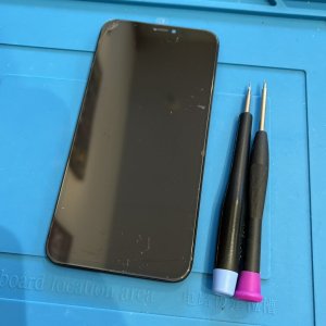 iPhoneXS 液晶交換
