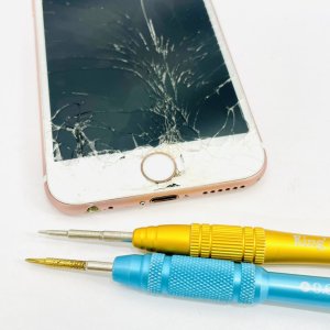 iPhone8 液晶交換修理