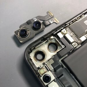 iPhone11 アウトカメラ交換