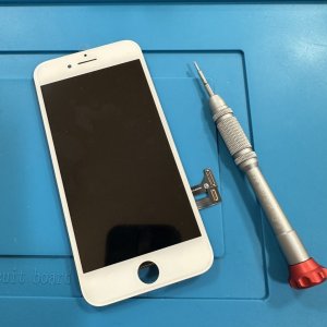 iPhone8 液晶交換
