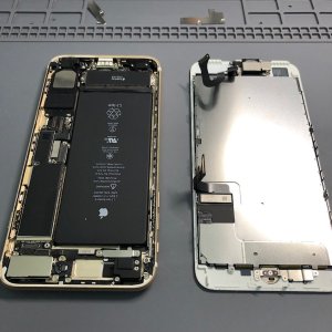 iPhonSE2 落下ブラックアウト液晶交換