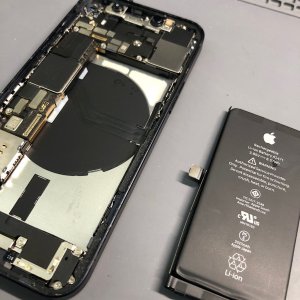 iPhone12mini 充電不十分 バッテリー交換
