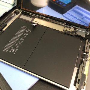 iPad  第五世代 バッテリー交換
