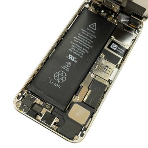 iPhone5S バッテリー交換