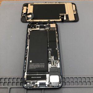 iPhoneSE3バッテリー交換
